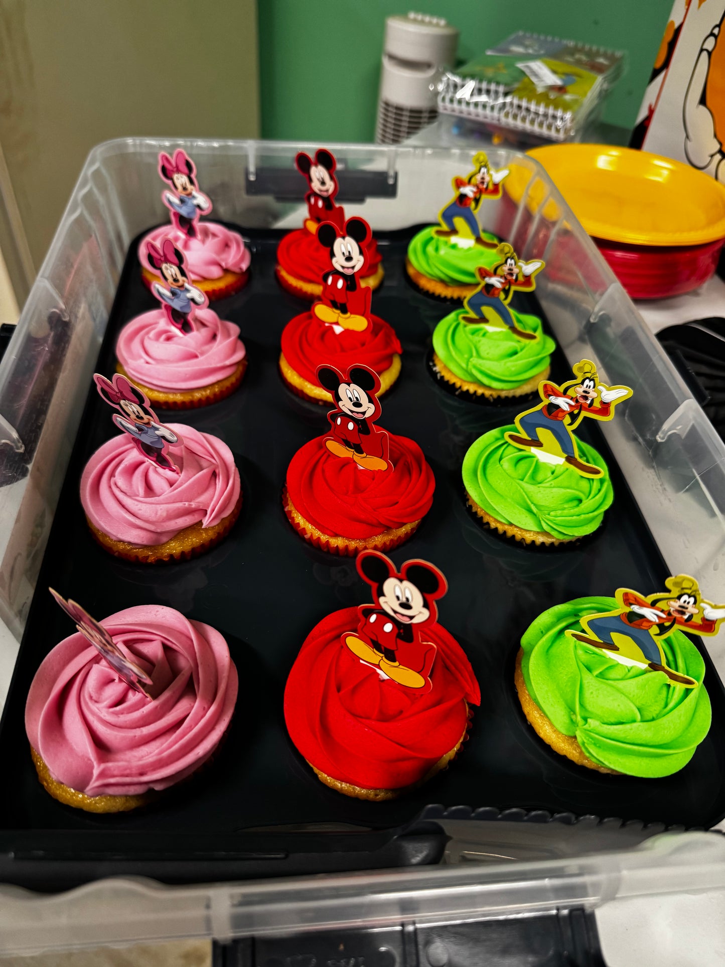 Dozen Classic Cupcakes